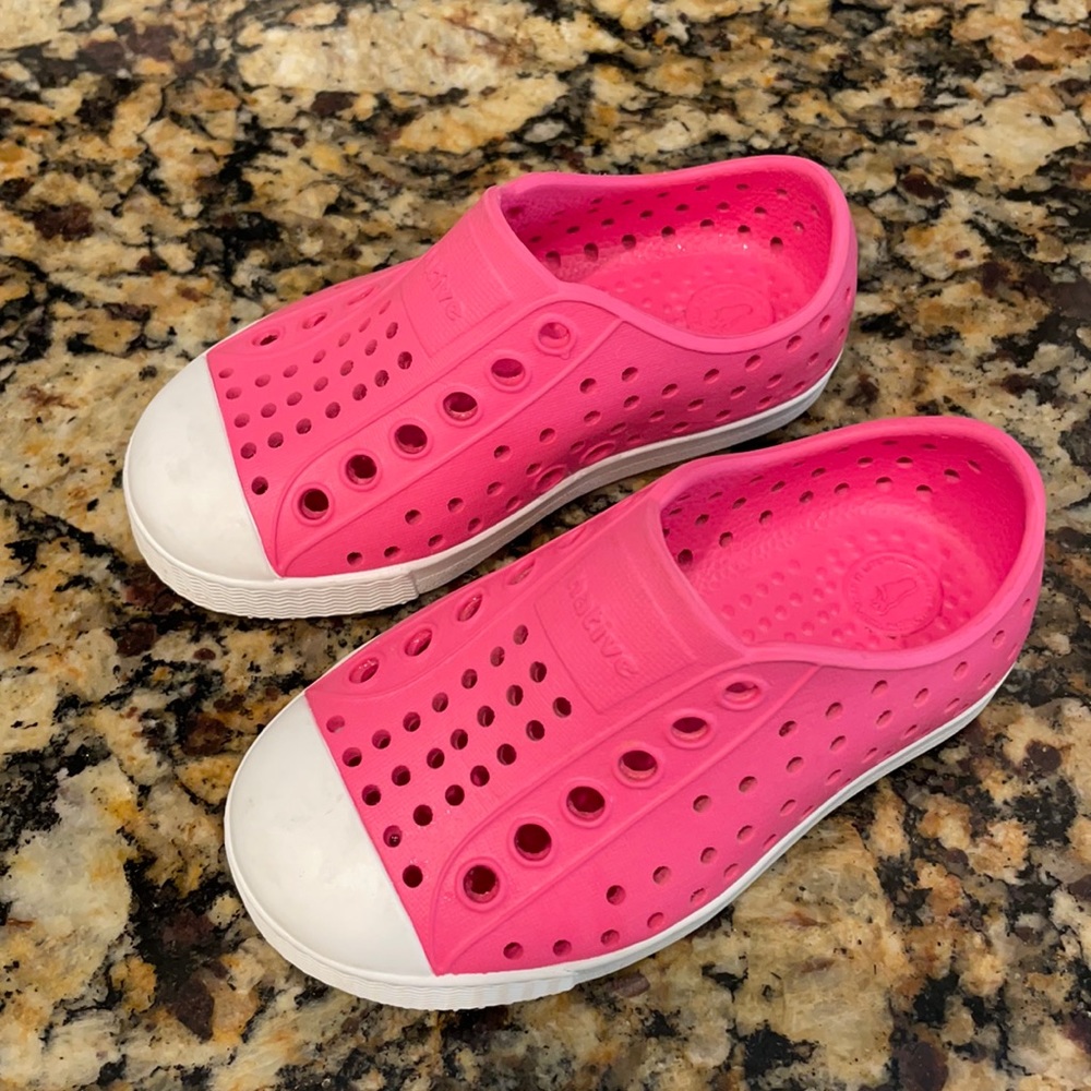 Pink toddler Natives